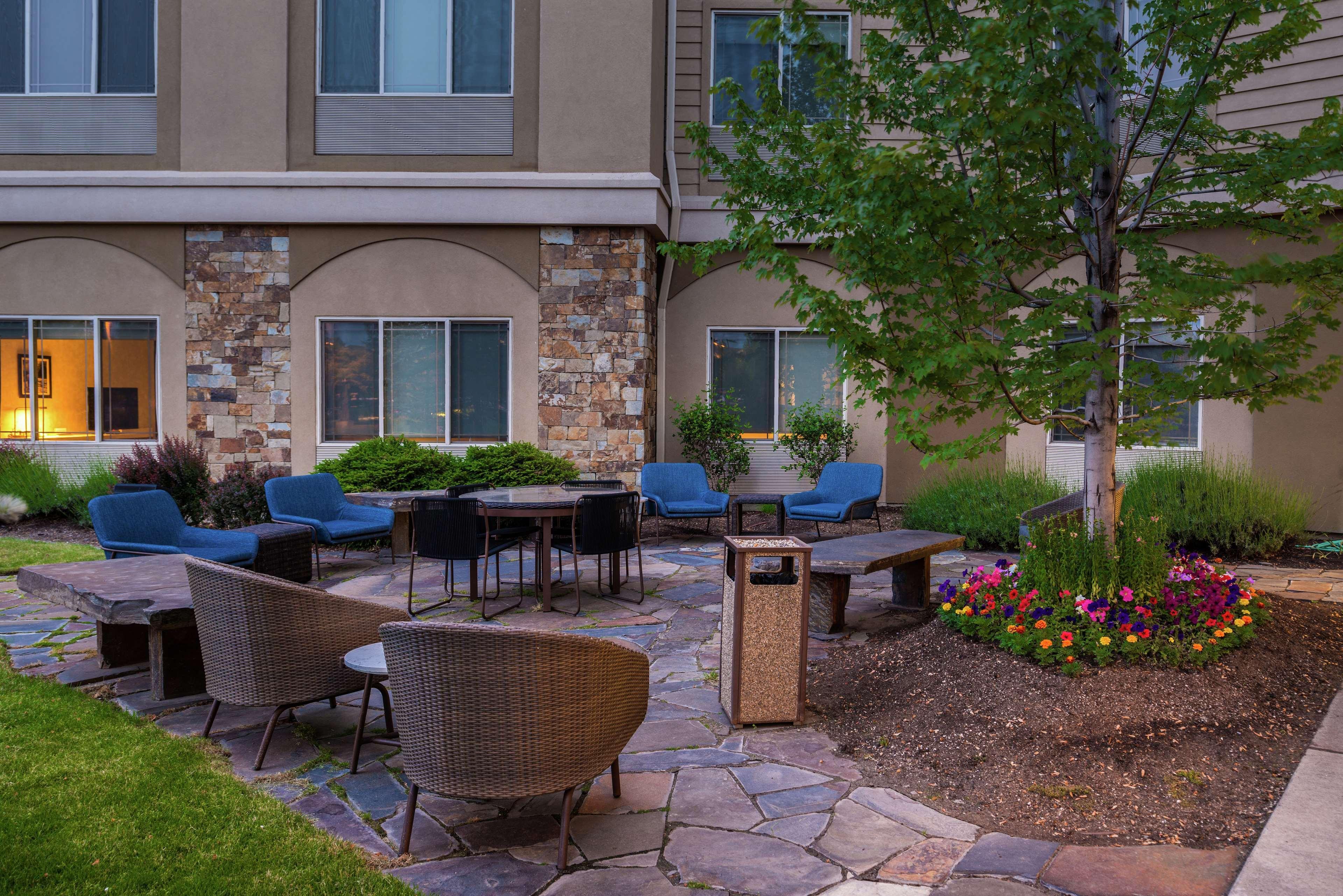 Hilton Garden Inn Bend Exterior foto